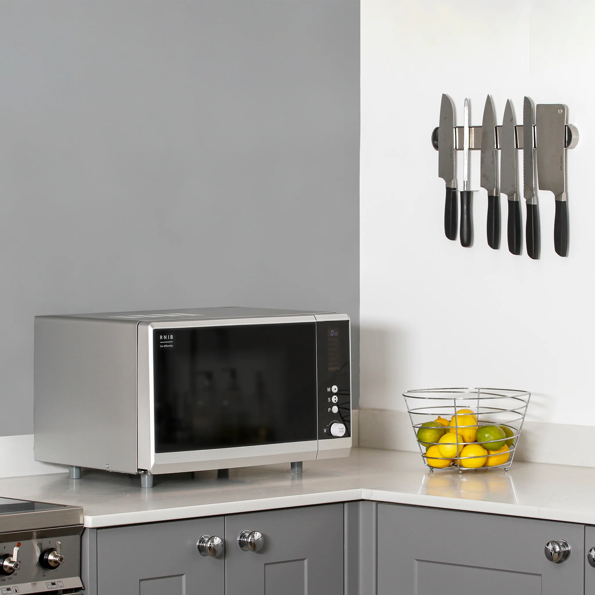 RNIB talking microwave - Image 5